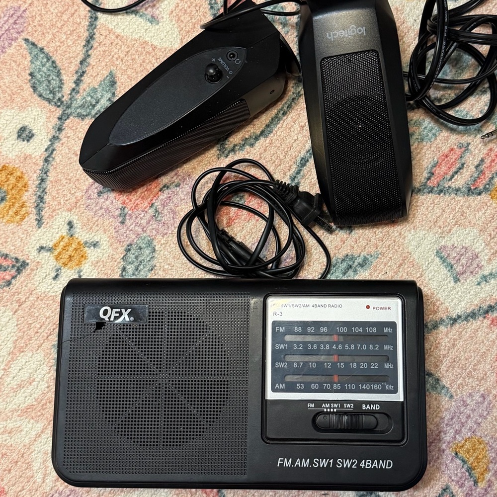 Logitech Black Portable Radio System